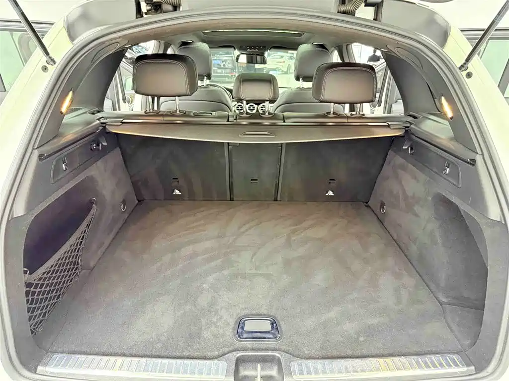 Mercedes-Benz GLC 2016 GLC 260 4MATIC Luxury