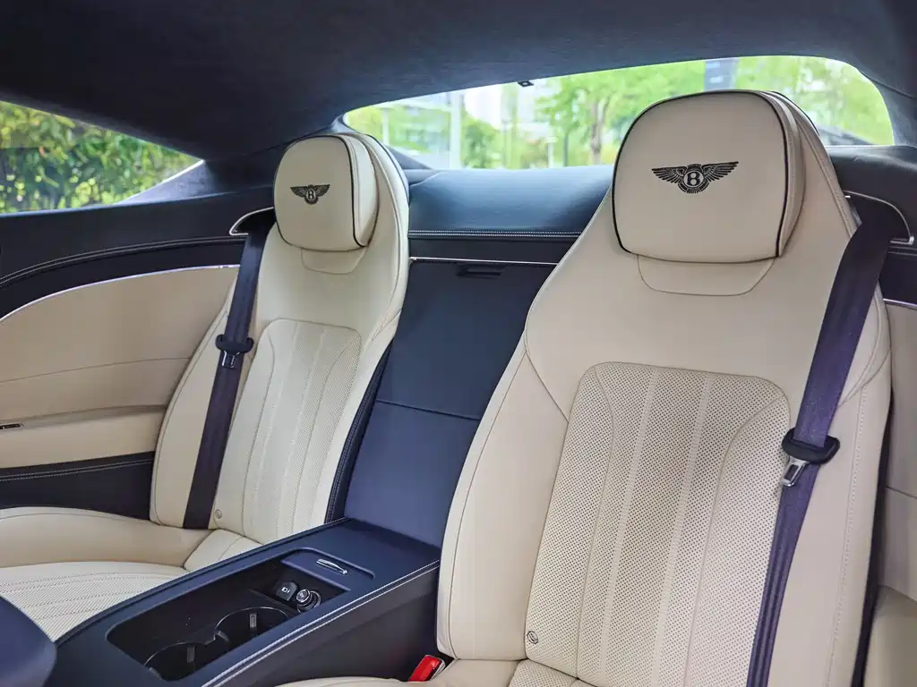 Bentley Continental GT 2022 4.0T V8