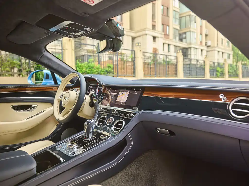 Bentley Continental GT 2022 4.0T V8