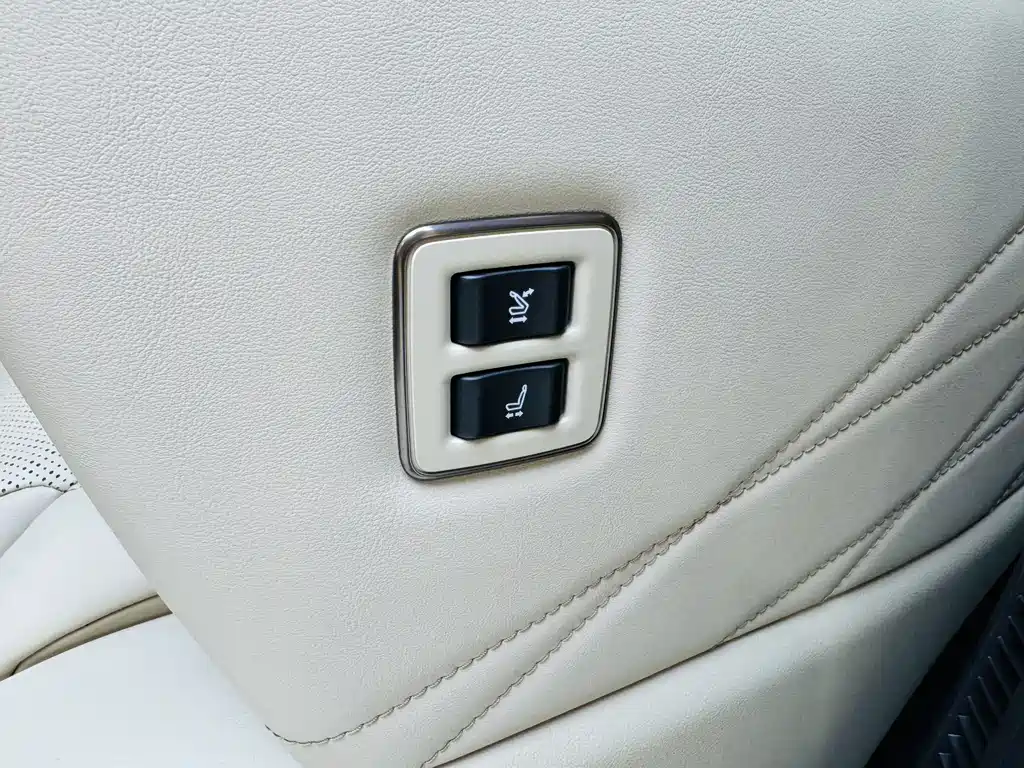 Toyota Vellfire 2024 Crown Hybrid 2.5L Supreme Executive Edition