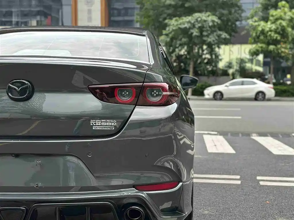 Mazda 3 Axela 2021 2.0L Automatic Zhiya Edition