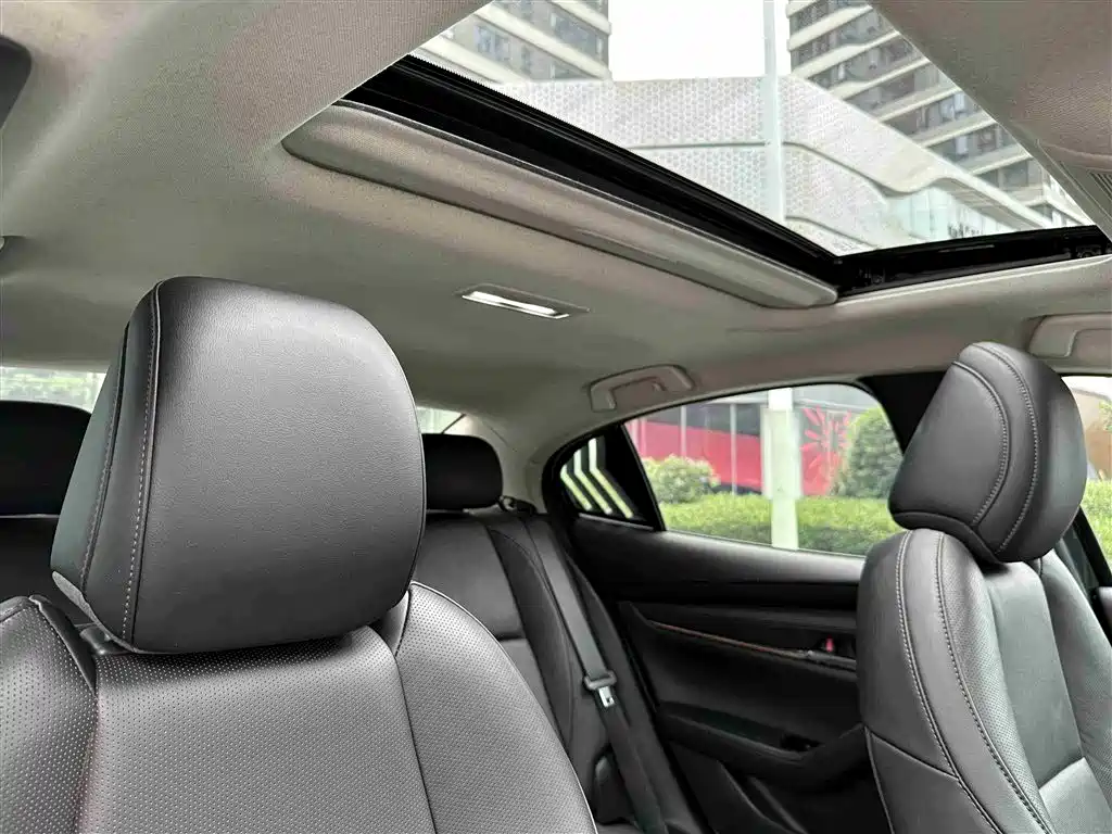 Mazda 3 Axela 2021 2.0L Automatic Zhiya Edition