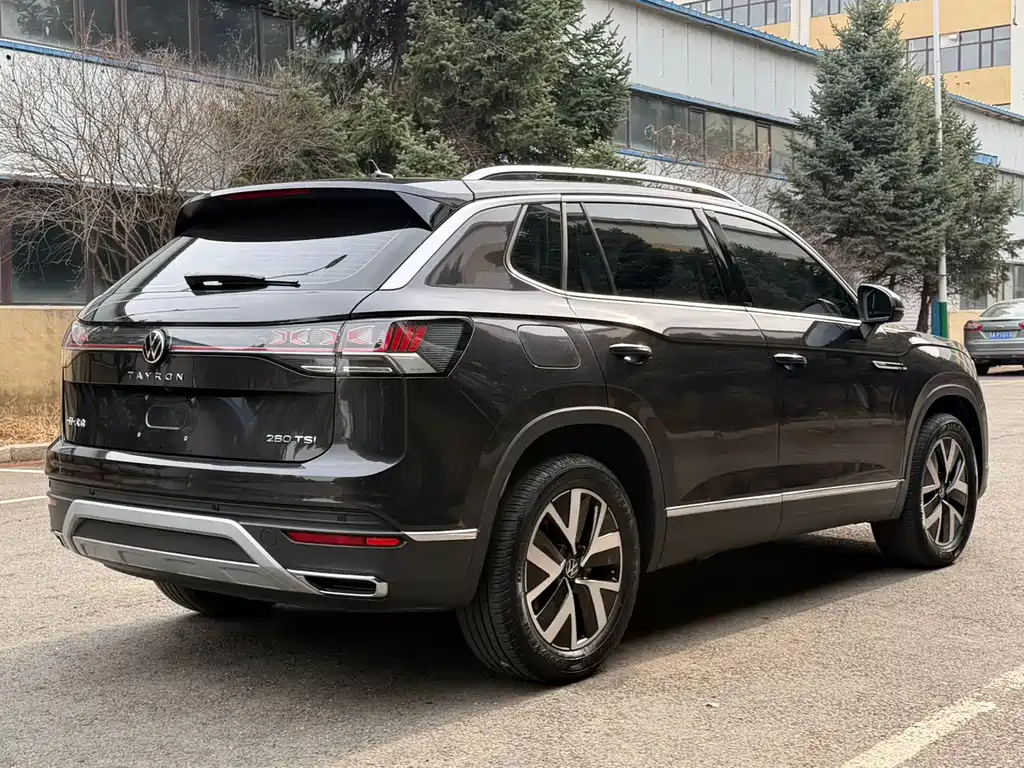 Volkswagen Tayron 2023 280TSI FWD Luxury Plus Advanced Edition