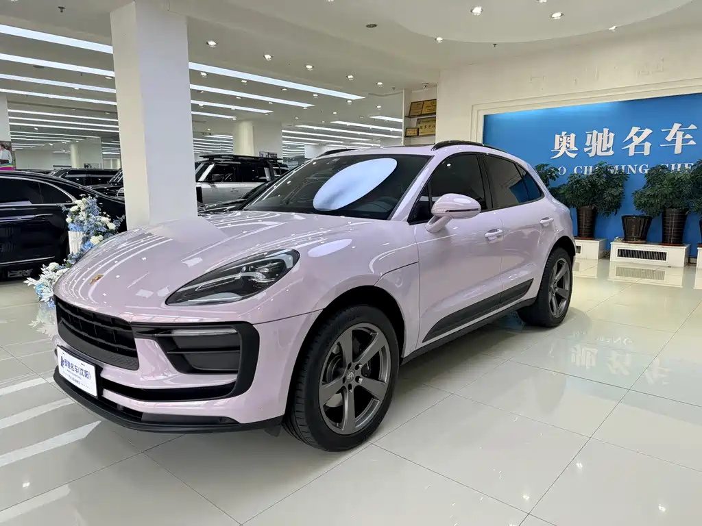 2025 Porsche Macan 2.0T Dream Edition