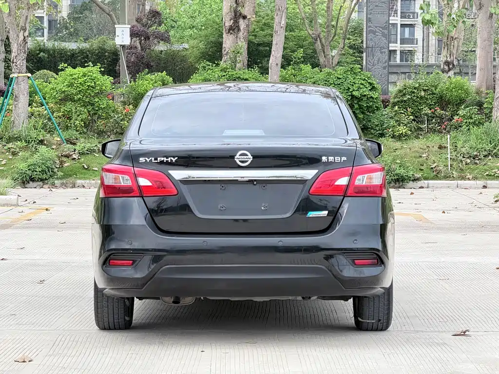 Nissan Sylphy 2016 1.6XV CVT Zhixiang Edition