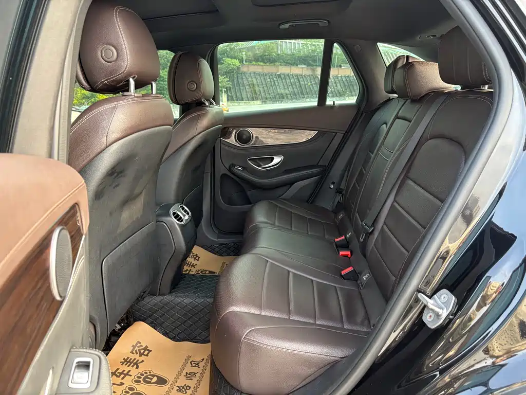 Mercedes-Benz GLC 260 4MATIC