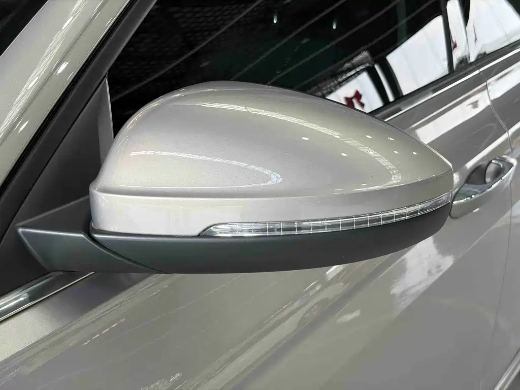 Bora 2023 200TSI DSG Zhixing PRO