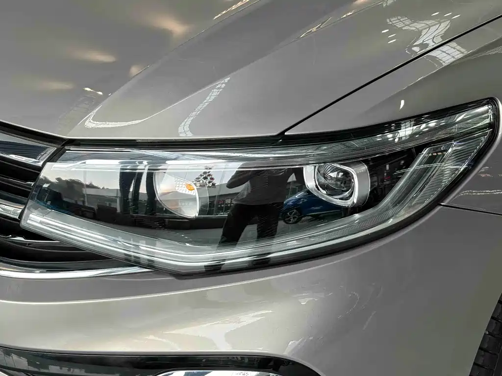 Bora 2023 200TSI DSG Zhixing PRO