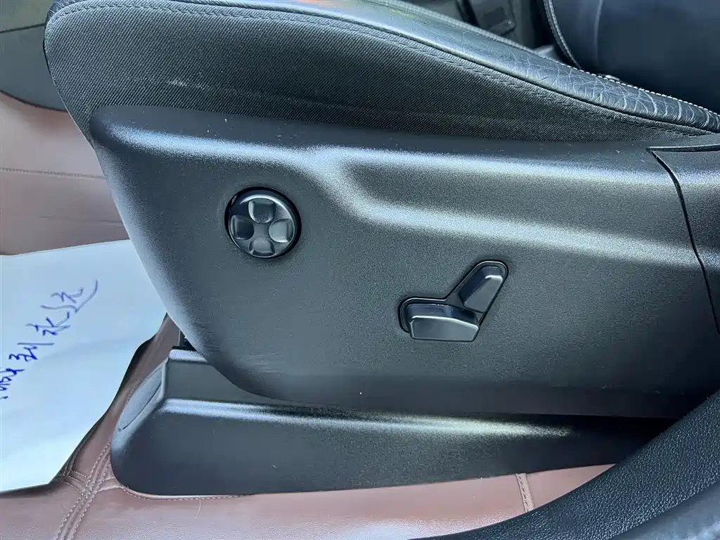 Jeep Grand Cherokee 2017 3.6L Elite Navigation Edition