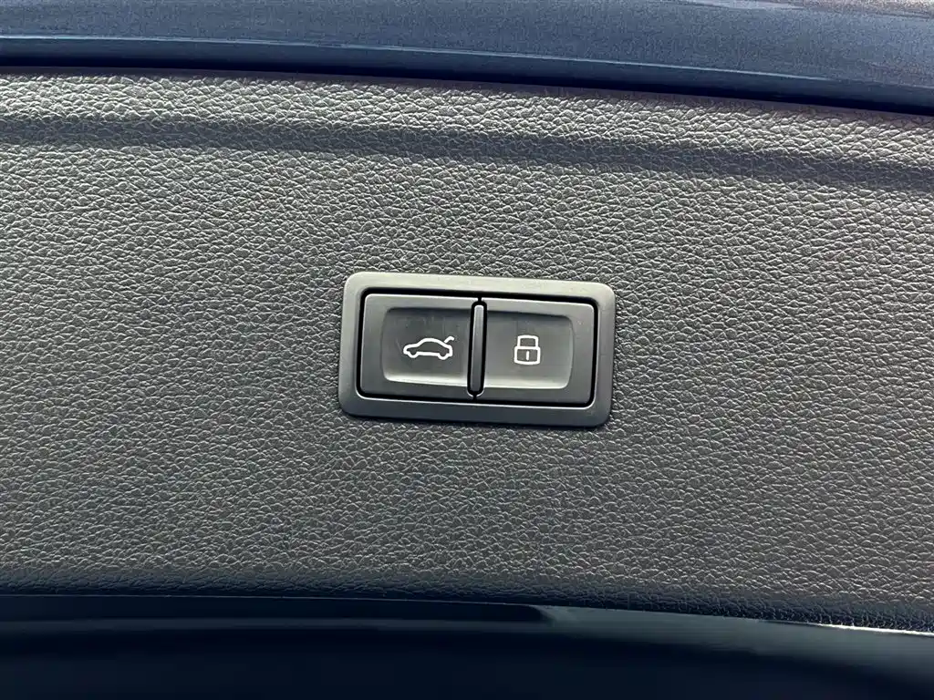 Audi Q5L 2020 45 TFSI Premium Fashion Edition