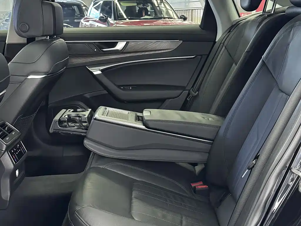 Audi A6L 2019 45 TFSI quattro Prestige Elegant Edition