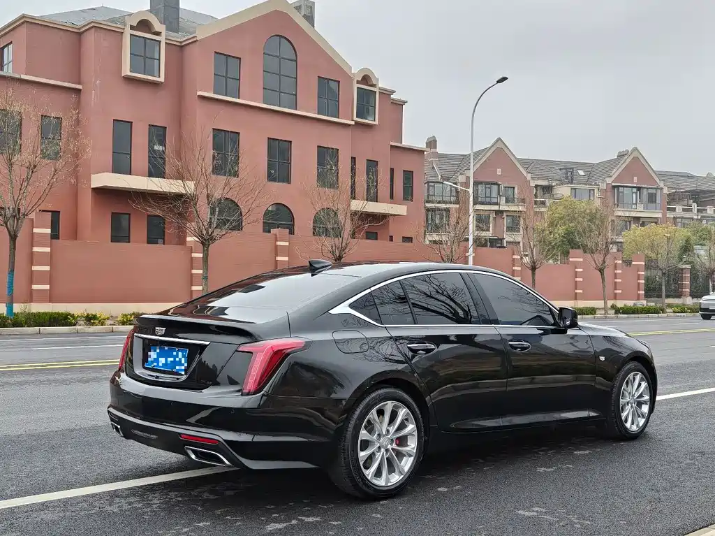 Cadillac CT5 2022 28T Luxury (Standard Edition)