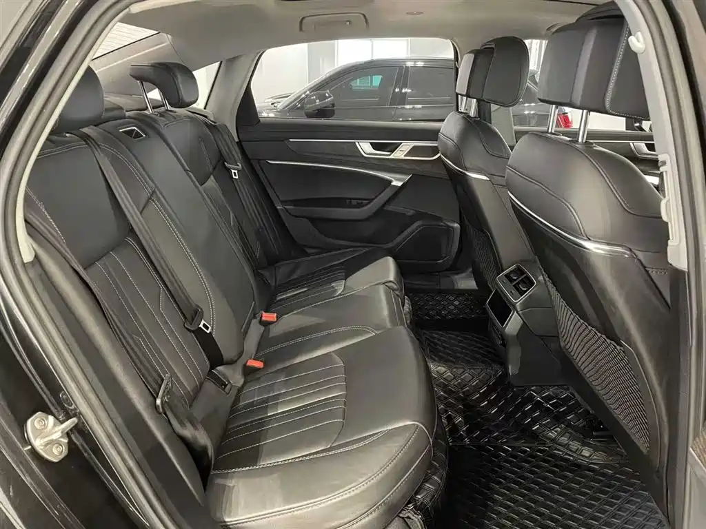 Audi A6L 2023 45 TFSI quattro Zhenxuan Zhiya