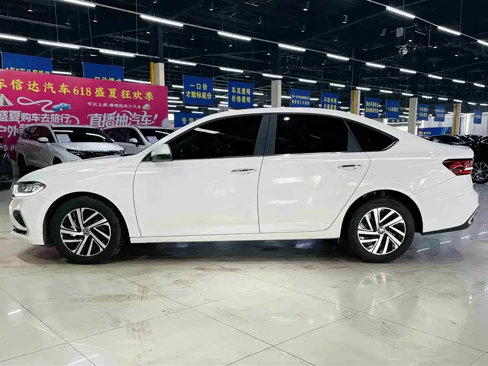 Lavida 2024 1.5L Automatic Five Million Edition