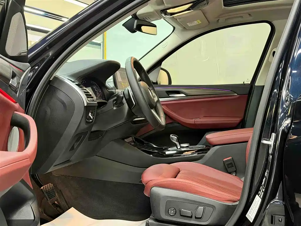 BMW X3 2023 xDrive30i Leading Edition M Night Package - фото 12