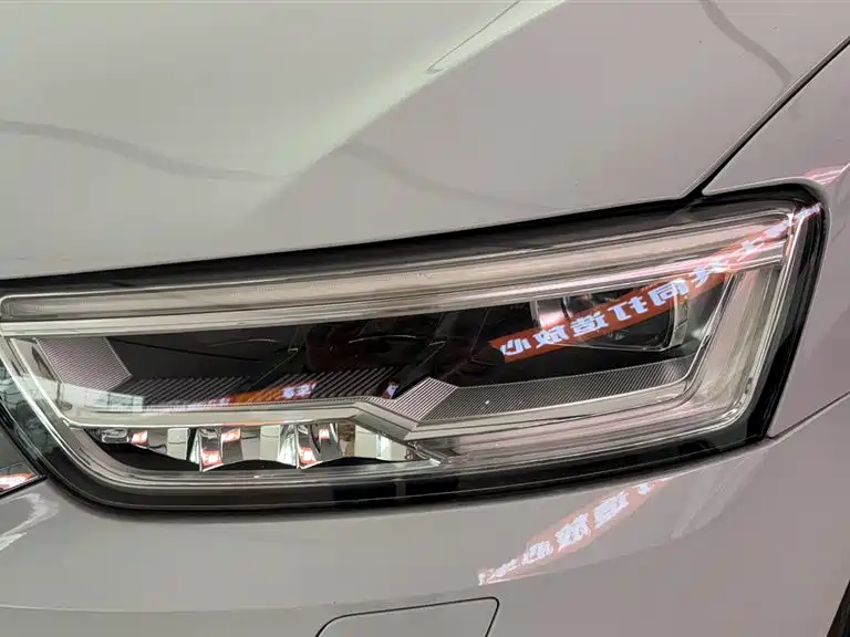 Audi Q3 2018 30th Anniversary Edition 30 TFSI Fashion