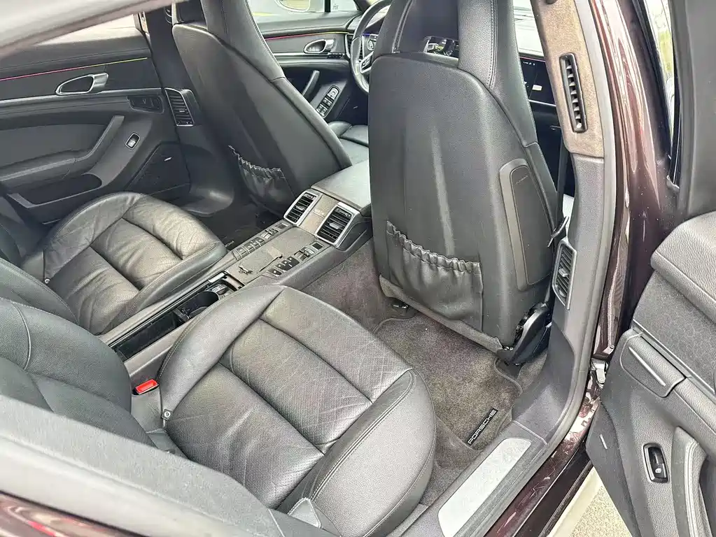 Porsche Panamera 2014 3.0T