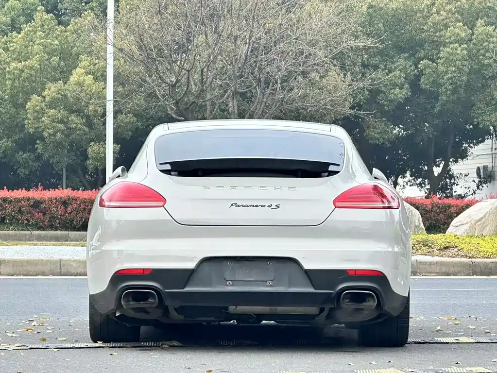 Porsche Panamera 2014 3.0T