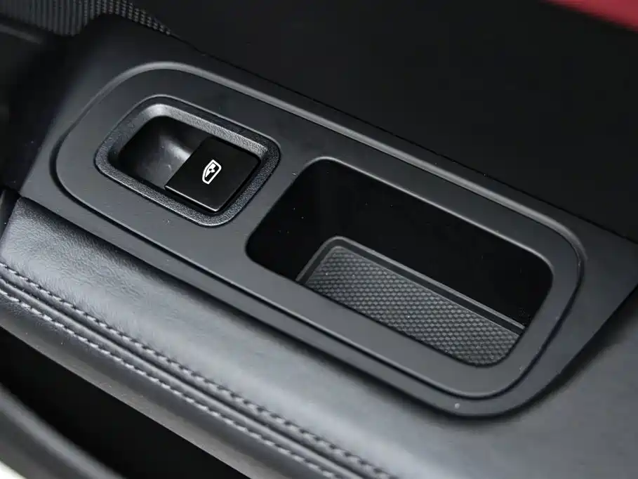2024 Porsche Cayenne E-Hybrid 2.0T
