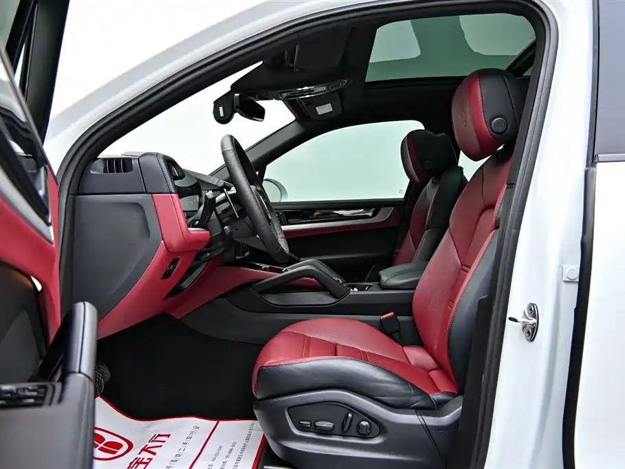 2024 Porsche Cayenne E-Hybrid 2.0T