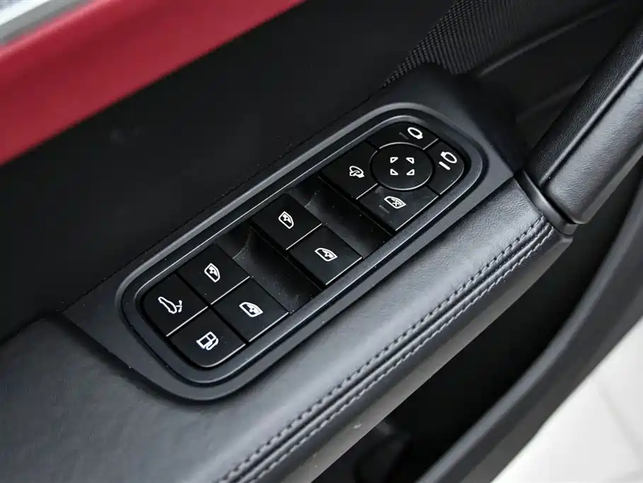 2024 Porsche Cayenne E-Hybrid 2.0T