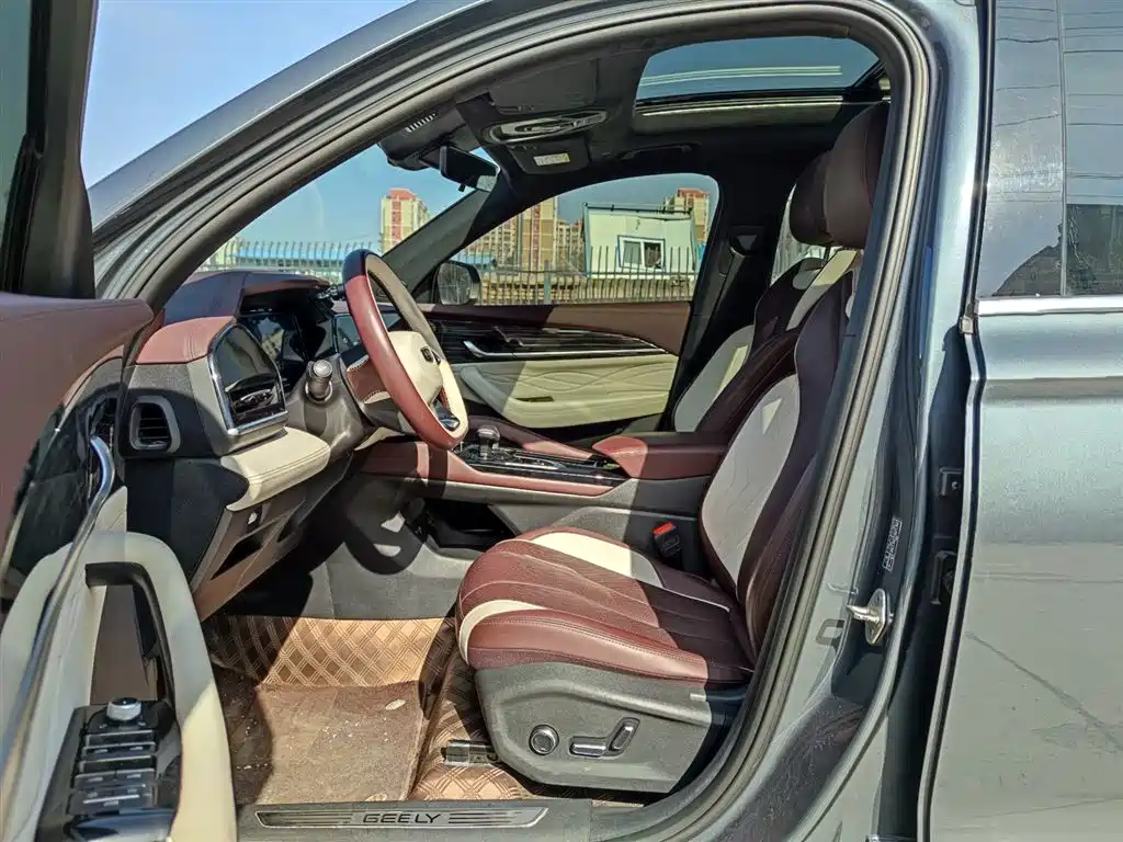 Geely Monjaro 2023 2.0TD High Power Automatic FWD Flagship Edition