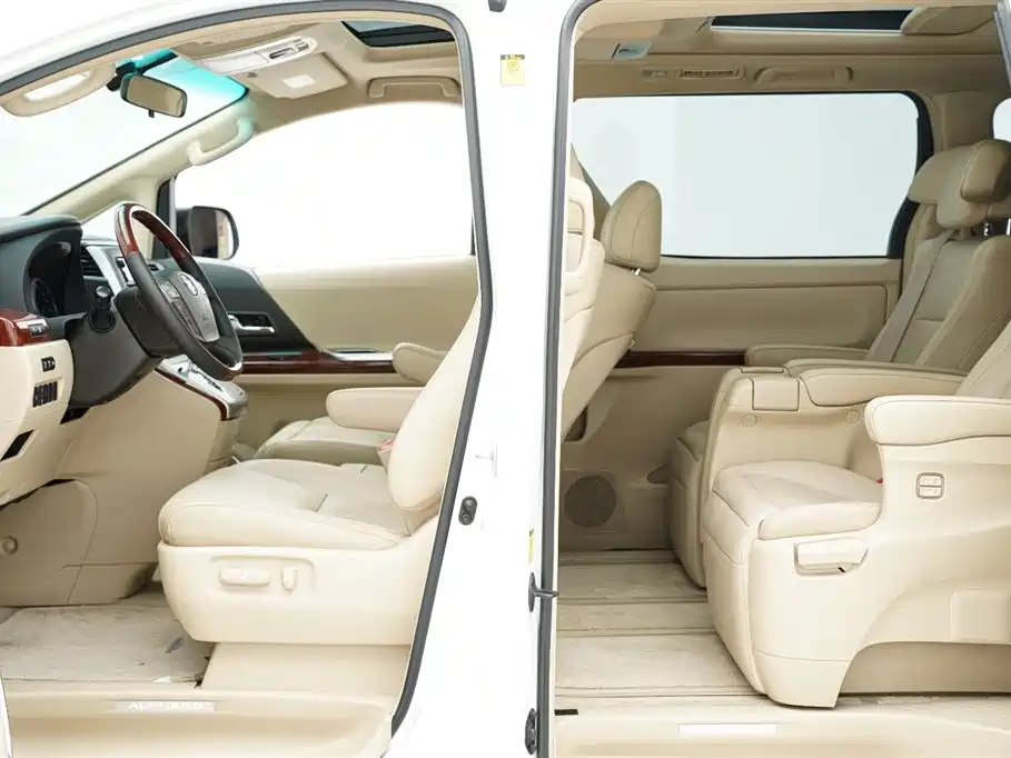 Toyota Alphard 2011 3.5L Luxury Edition