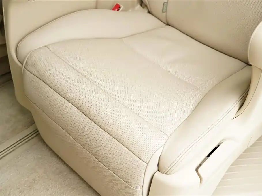 Toyota Alphard 2011 3.5L Luxury Edition