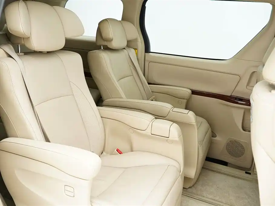 Toyota Alphard 2011 3.5L Luxury Edition