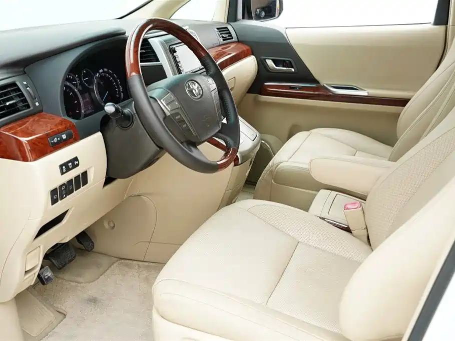 Toyota Alphard 2011 3.5L Luxury Edition