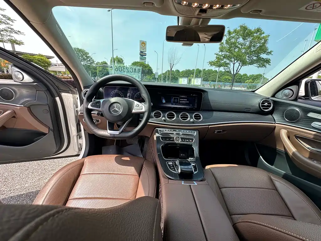 Mercedes-Benz E-Class 2016 E 300 L Sport Fashion