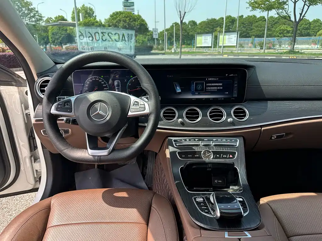 Mercedes-Benz E-Class 2016 E 300 L Sport Fashion