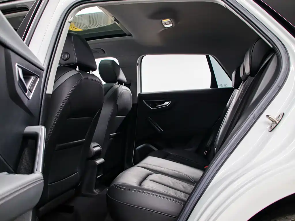 Audi Q2L 2022 35 TFSI Fashion Dynamic Edition