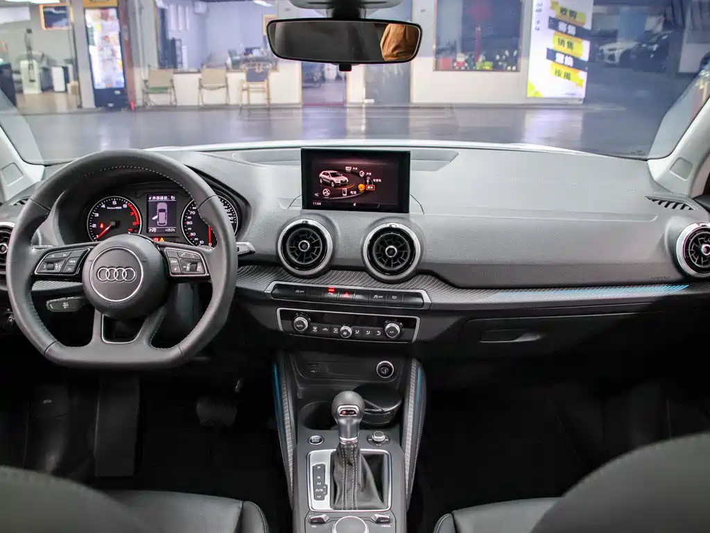 Audi Q2L 2022 35 TFSI Fashion Dynamic Edition