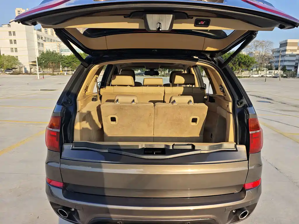 BMW X5 (Import) 2011 US Spec
