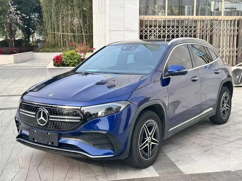 Mercedes-Benz EQA 300 4MATIC Launch Edition 2022
