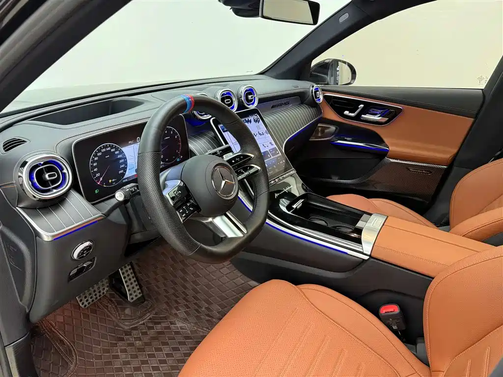 Mercedes-Benz GLC 300 L 4MATIC Luxury 7-Seater 2023
