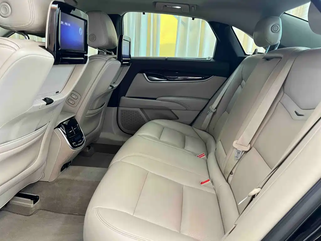 Cadillac XTS 2015 28T Luxury