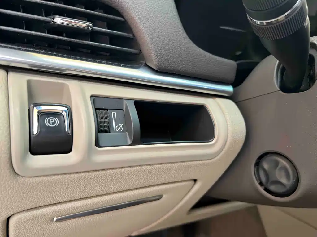 Cadillac XTS 2015 28T Luxury