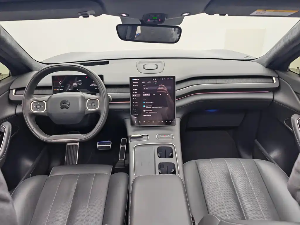 NIO ES8 2024 75kWh