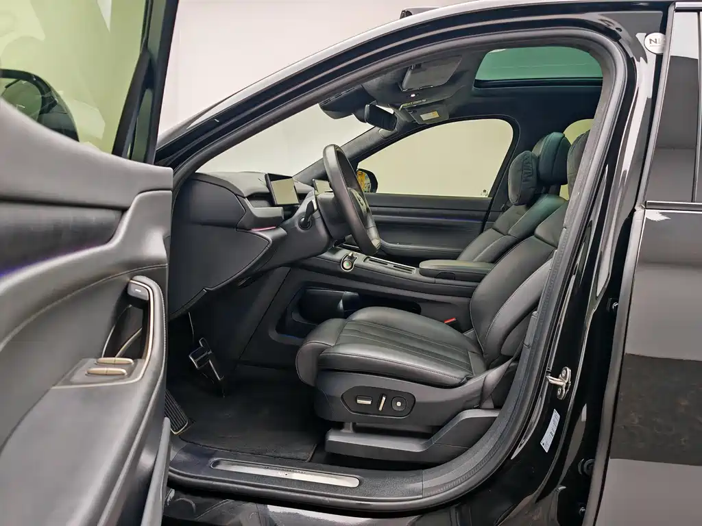 NIO ES8 2024 75kWh