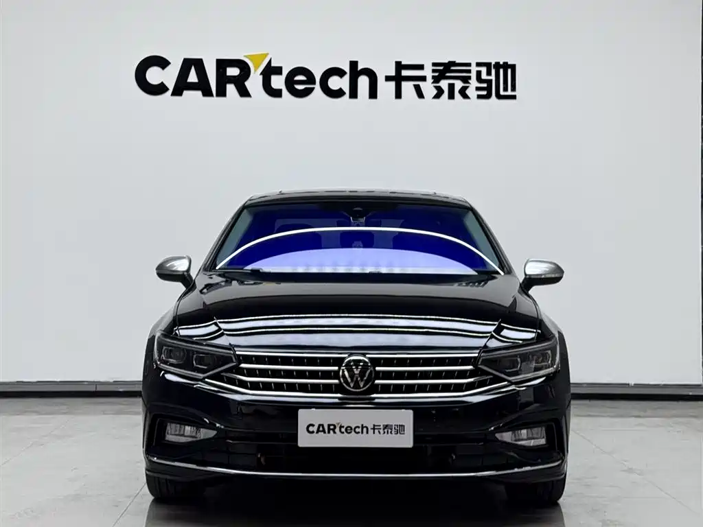Magotan 2023 2 Million Units Commemorative Edition 330TSI DSG Luxury