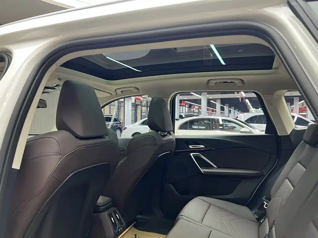 BMW iX1 2023 eDrive25L X Design Package