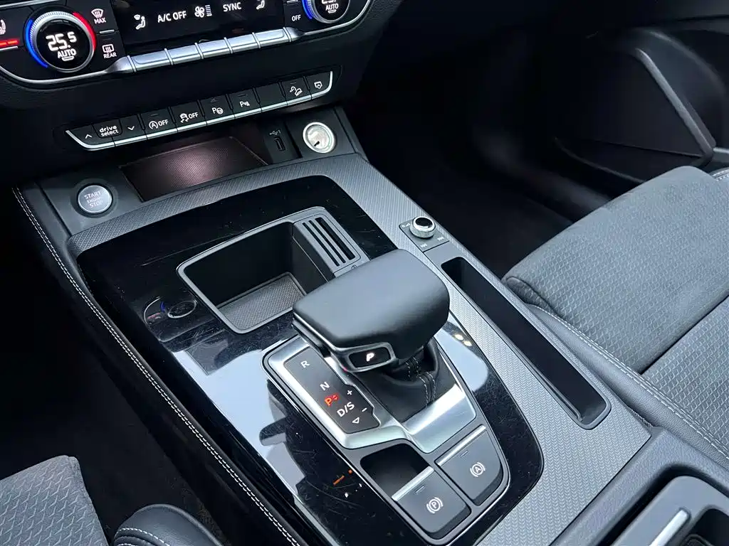 Audi Q5L Sportback 2022 40 TFSI Luxury