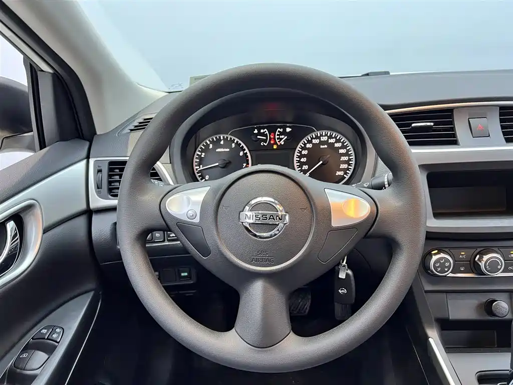 Nissan Sylphy 2024 Classic 1.6XE CVT Comfort Edition
