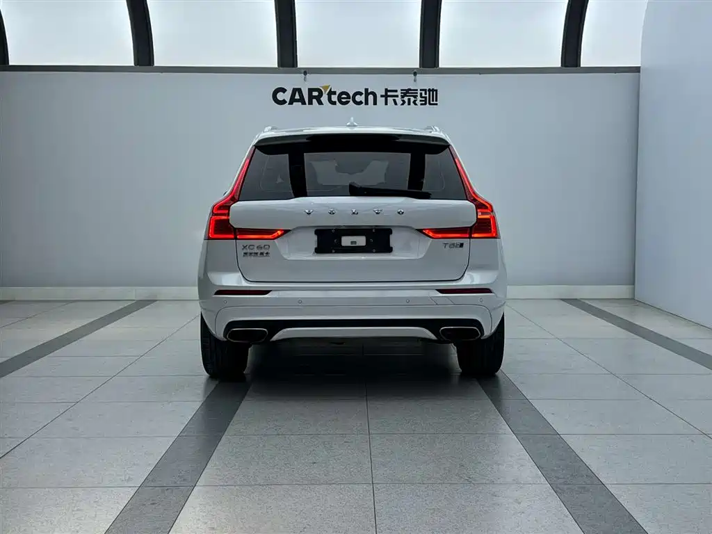 Volvo XC60 2018 T5 AWD Zhiyuan Sport Edition