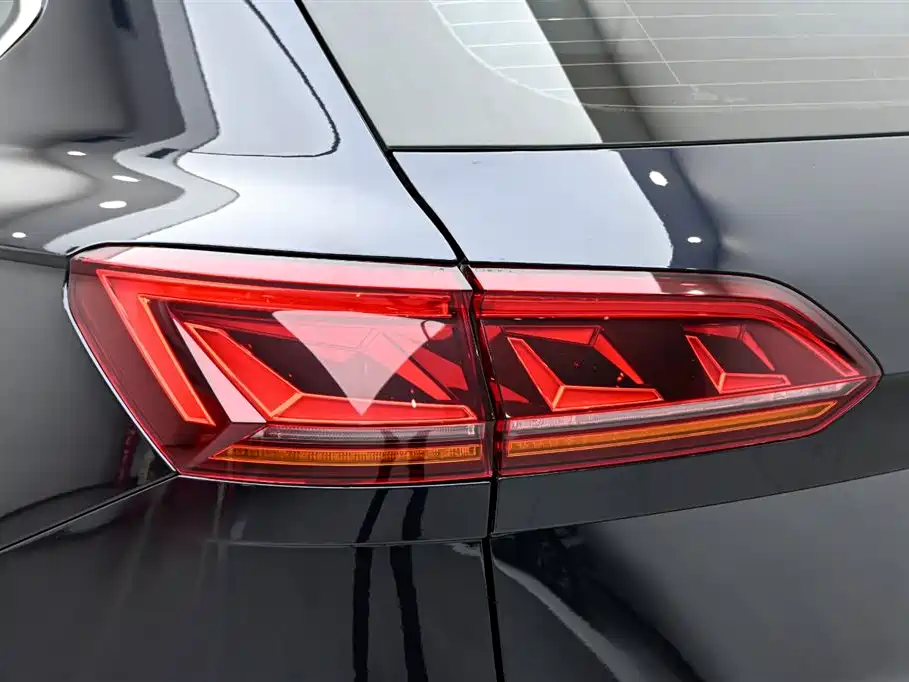 Volkswagen Touareg 2021 3.0 TSI Rui Xiang Edition Classic Sport Package