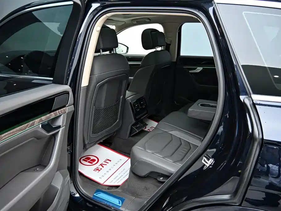 Volkswagen Touareg 2021 3.0 TSI Rui Xiang Edition Classic Sport Package