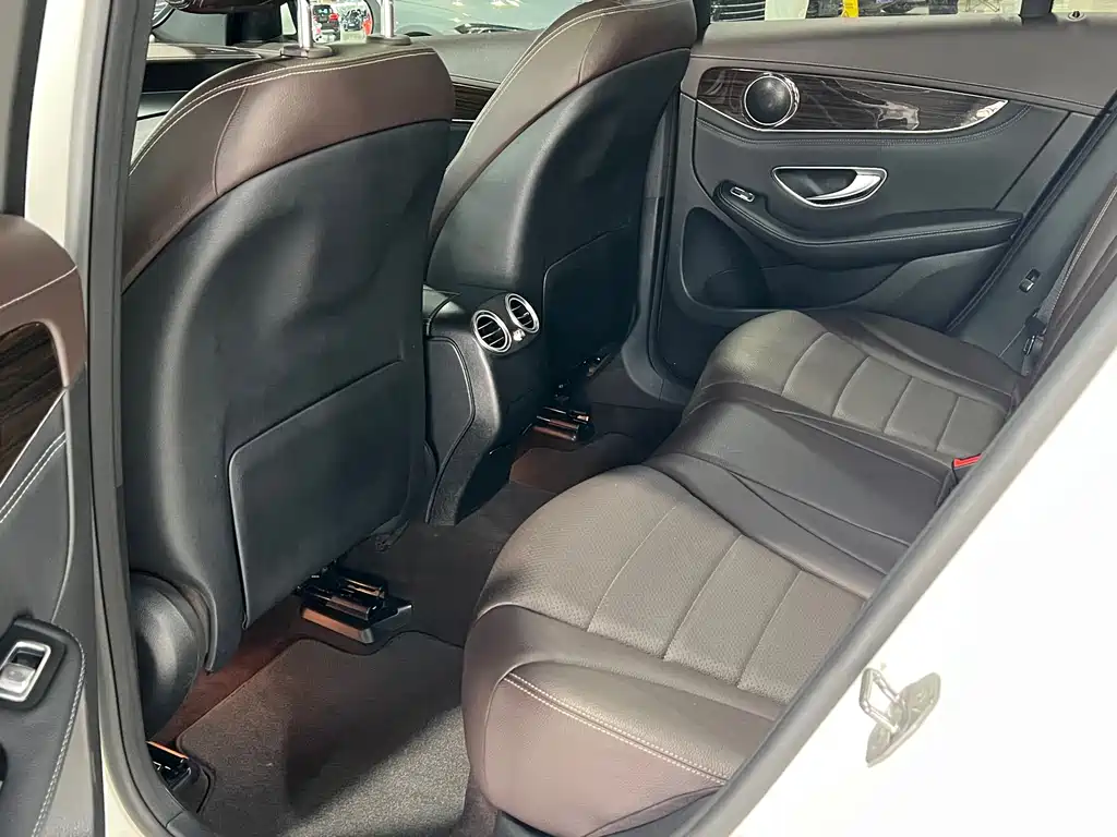 Mercedes-Benz GLC 260 4MATIC Luxury Edition 2017