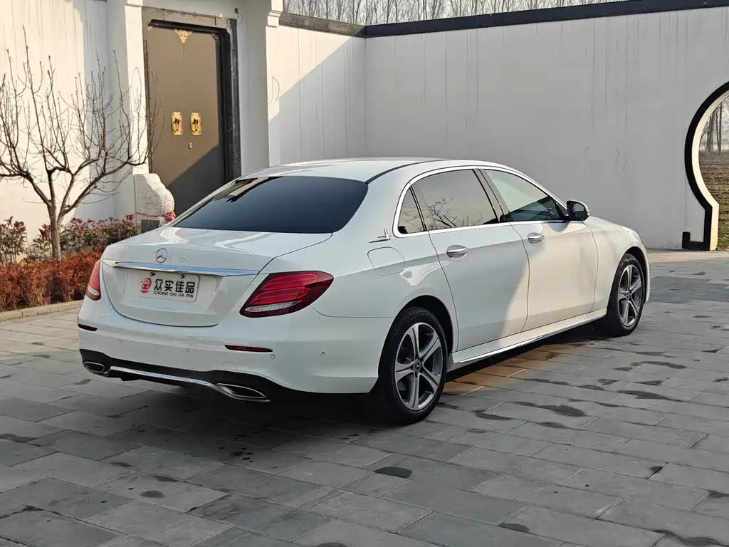 Mercedes-Benz E-Class 2016 E 200 L Sport